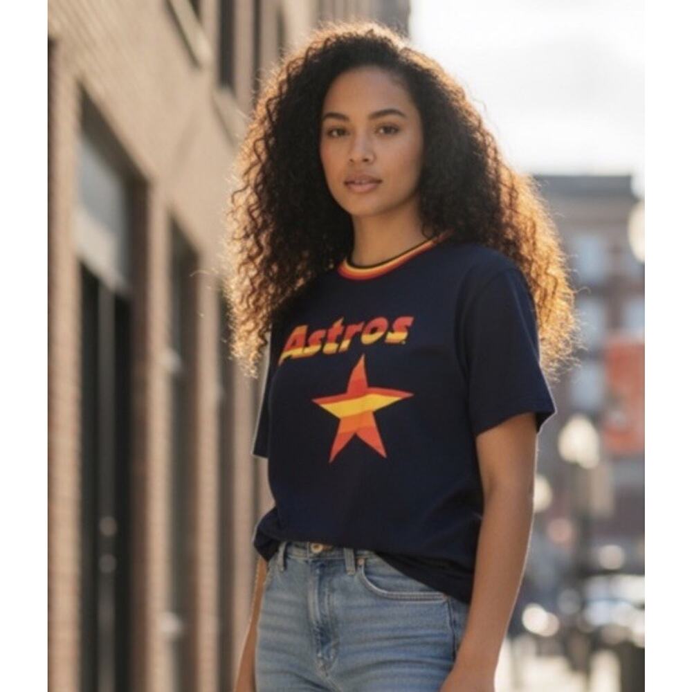 Houston Astros Baseball Cooperstown Collection V-neck T-shirt Size Medium MLB